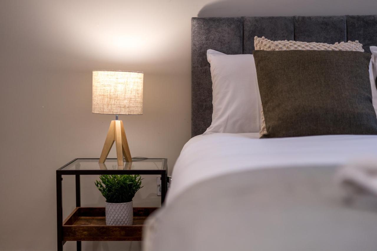 Westfield Apartment 2 Bedroom Near Notting Hill Londen Buitenkant foto