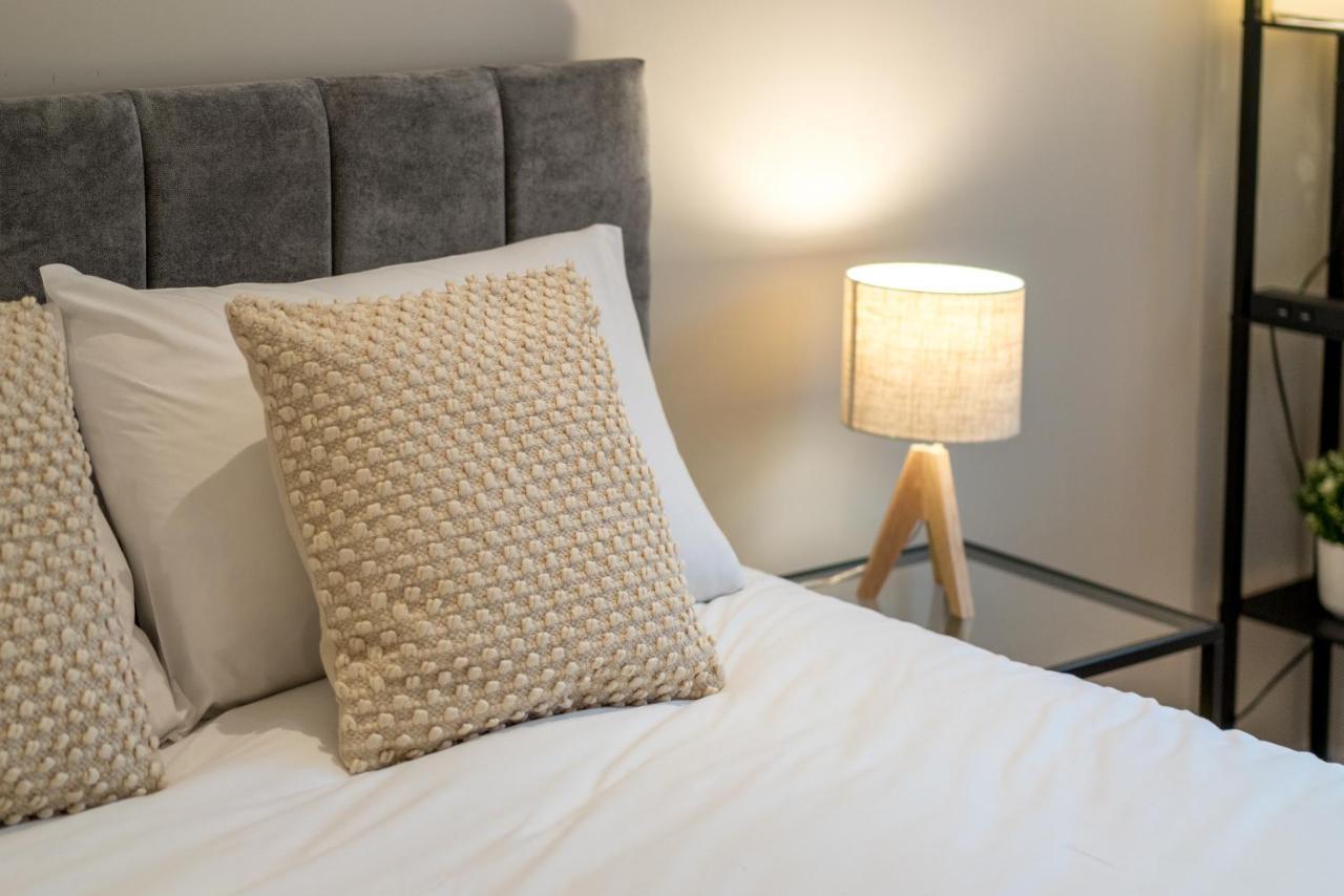 Westfield Apartment 2 Bedroom Near Notting Hill Londen Buitenkant foto